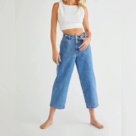 Edwin Women's Small Mom Maiia Wide Leg Trouser Adjustable Waist Jeans Denim - Picture 1 of 8